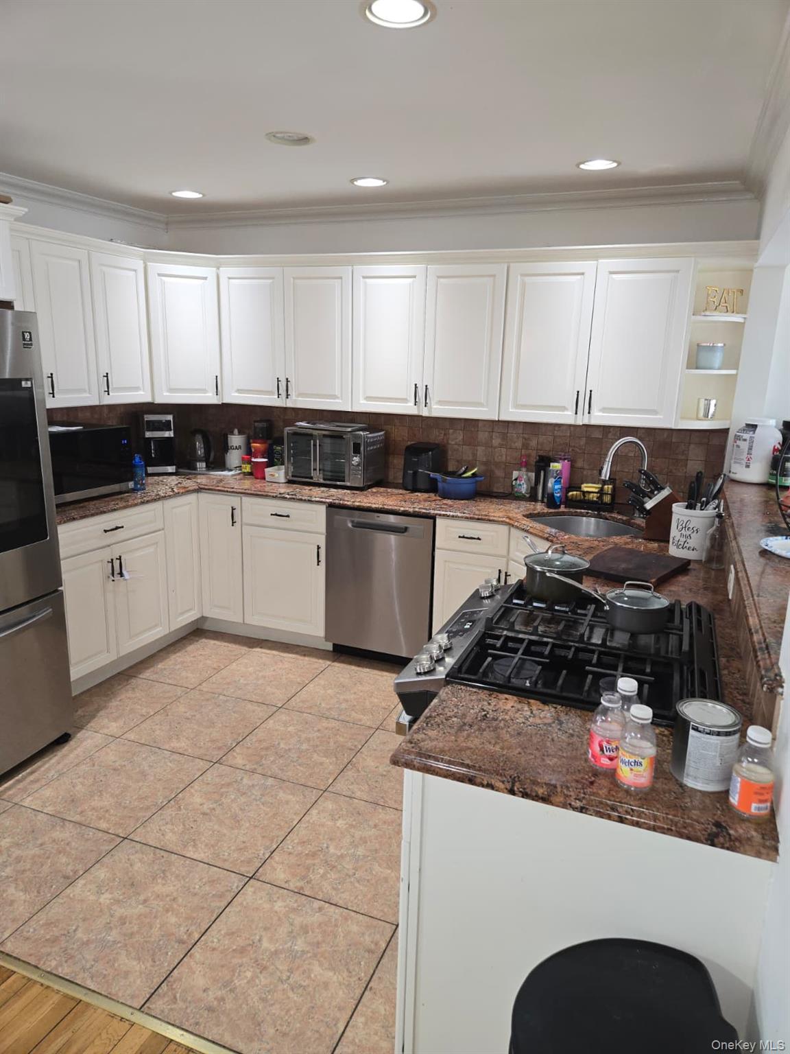 Single Family Bainbridge  Suffolk County, NY 11747, MLS-967776-19