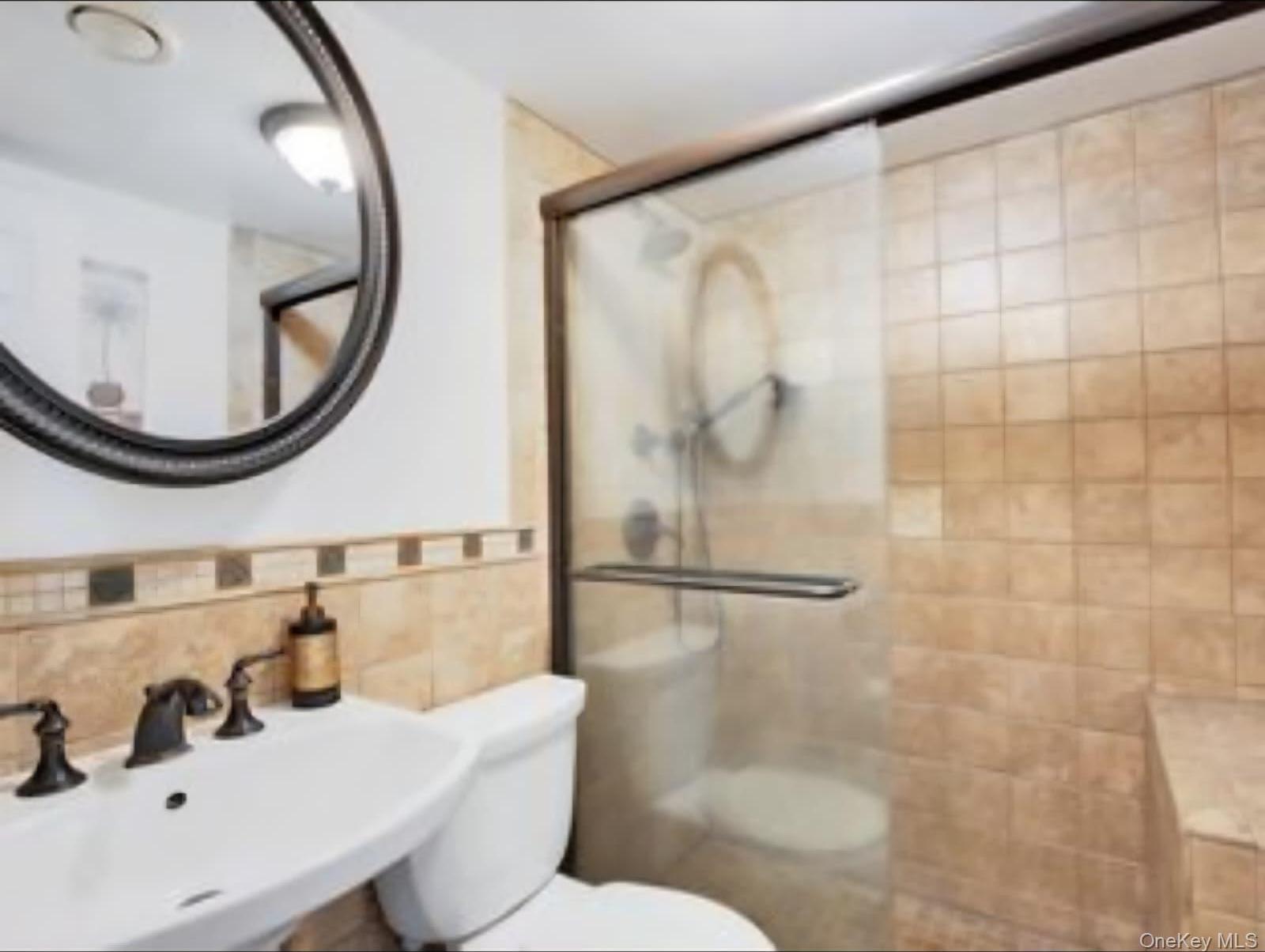 Single Family Bainbridge  Suffolk County, NY 11747, MLS-967776-4
