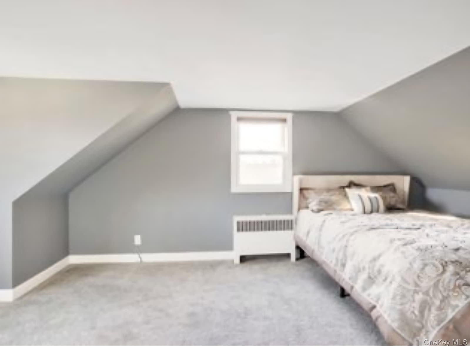 Single Family Bainbridge  Suffolk County, NY 11747, MLS-967776-5