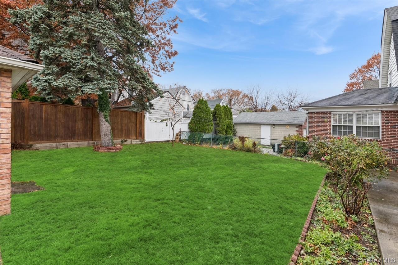 Single Family 161st  Queens, NY 11358, MLS-967777-34