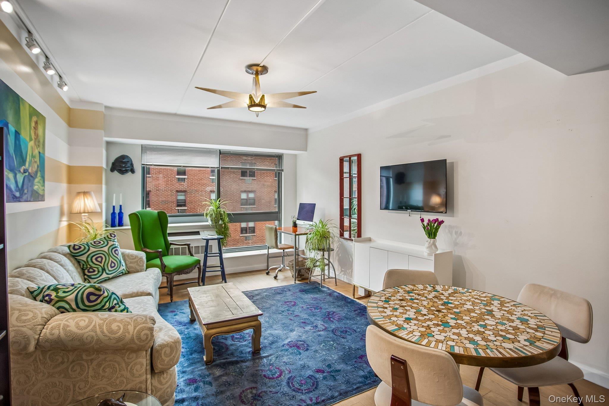 Apartment 52nd  Manhattan, NY 10019, MLS-967789-7