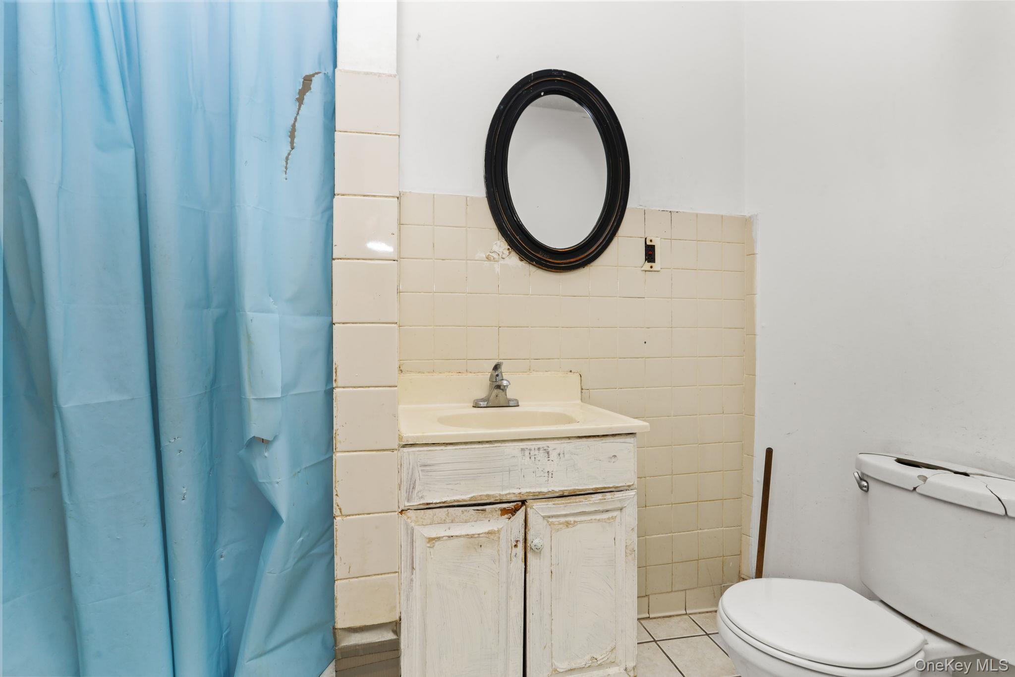 Single Family Jefferson  Bronx, NY 10456, MLS-967800-5