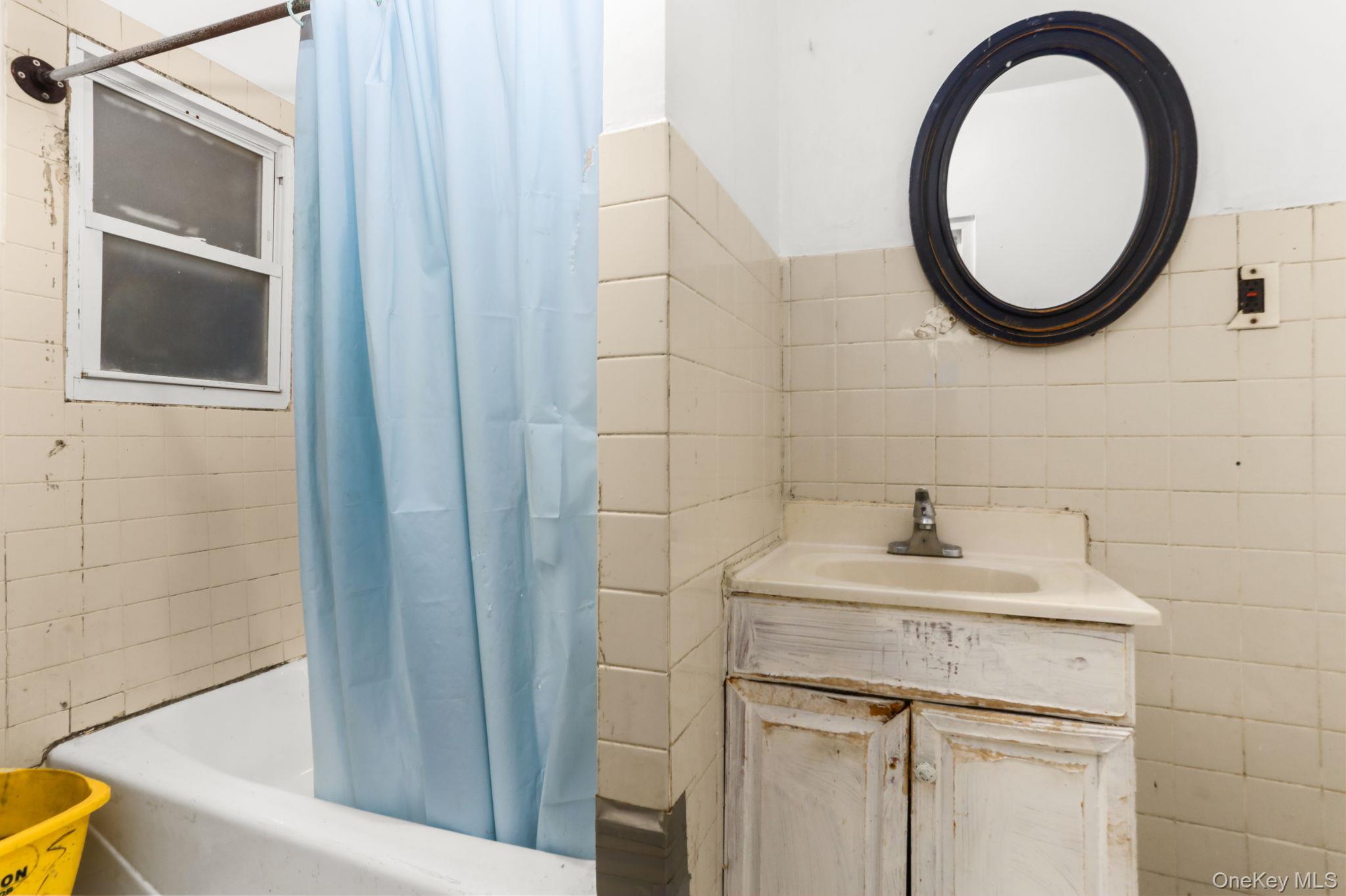 Single Family Jefferson  Bronx, NY 10456, MLS-967800-6