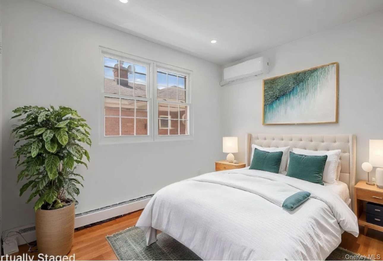 Single Family 95th Queens, NY 11414, MLS-967807-11