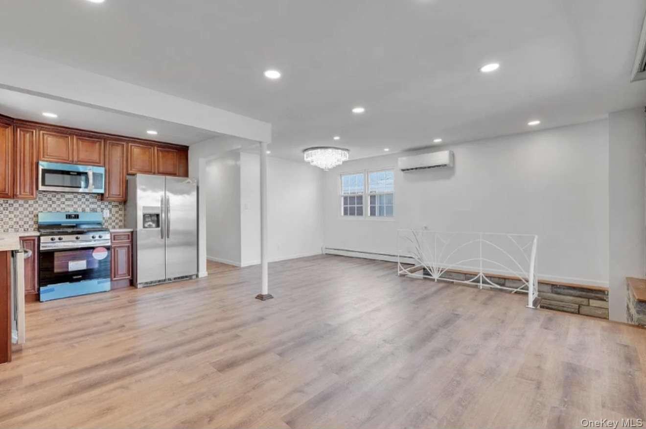 Single Family 95th Queens, NY 11414, MLS-967807-3