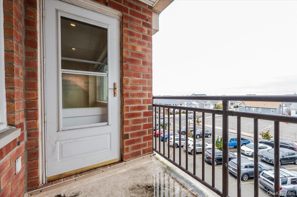 Coop Broadway  Nassau County, NY 11561, MLS-967809-15