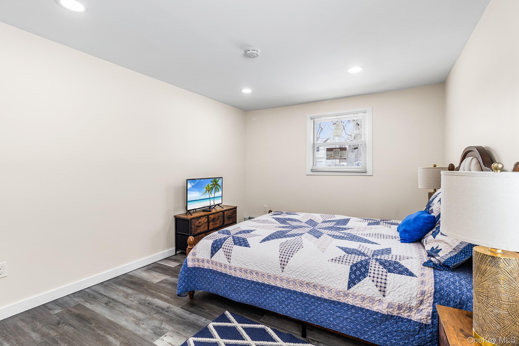 Single Family Deer Suffolk County, NY 11798, MLS-967837-10