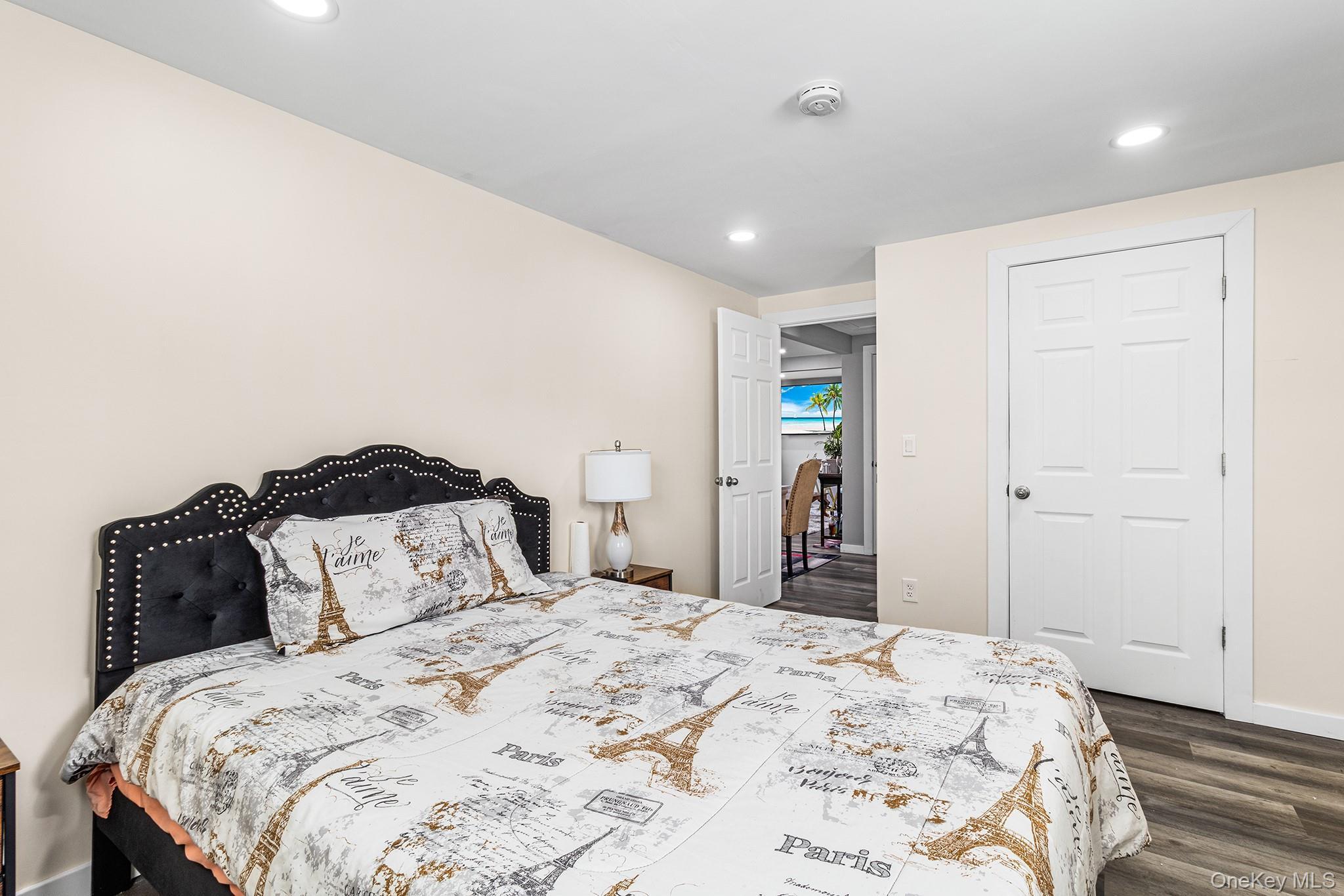 Single Family Deer Suffolk County, NY 11798, MLS-967837-14