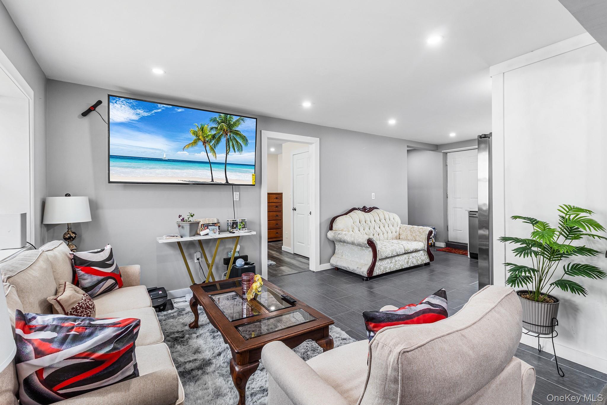 Single Family Deer Suffolk County, NY 11798, MLS-967837-2