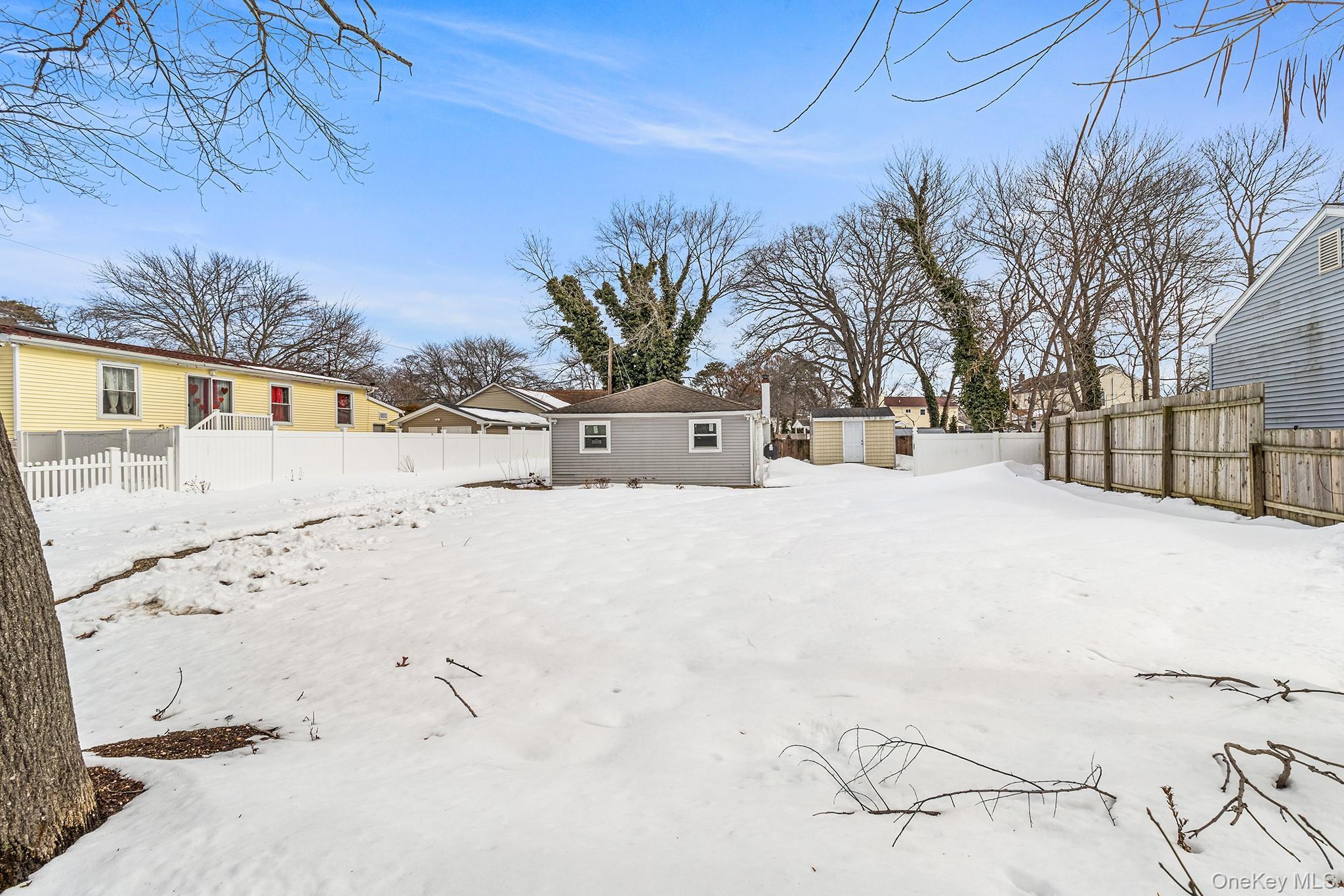 Single Family Deer Suffolk County, NY 11798, MLS-967837-20