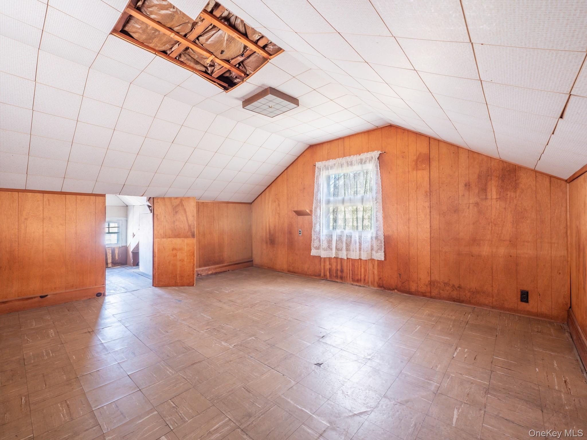 Single Family 218th Queens, NY 11427, MLS-967848-24