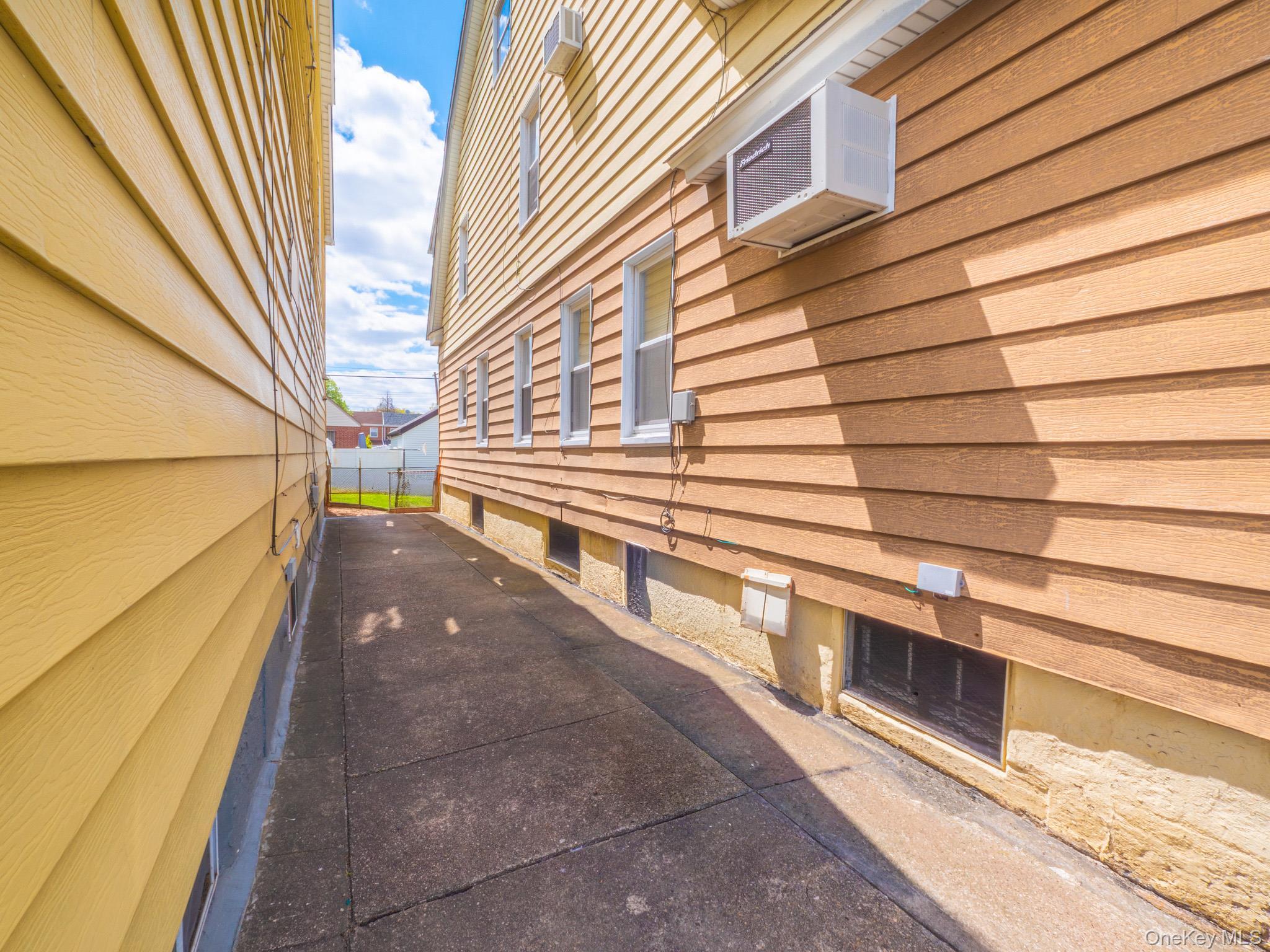 Single Family 218th Queens, NY 11427, MLS-967848-33