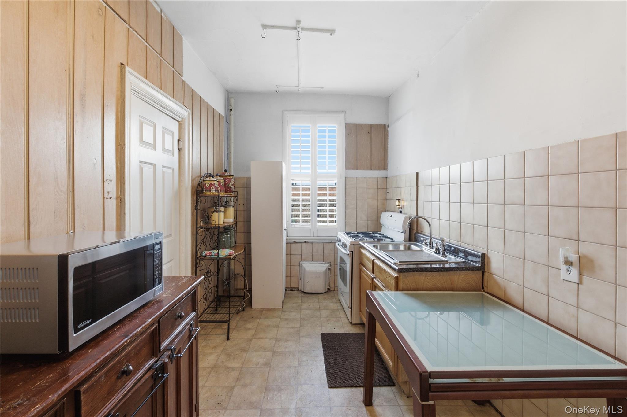 Coop Convent Ave  Manhattan, NY 10031, MLS-967850-10