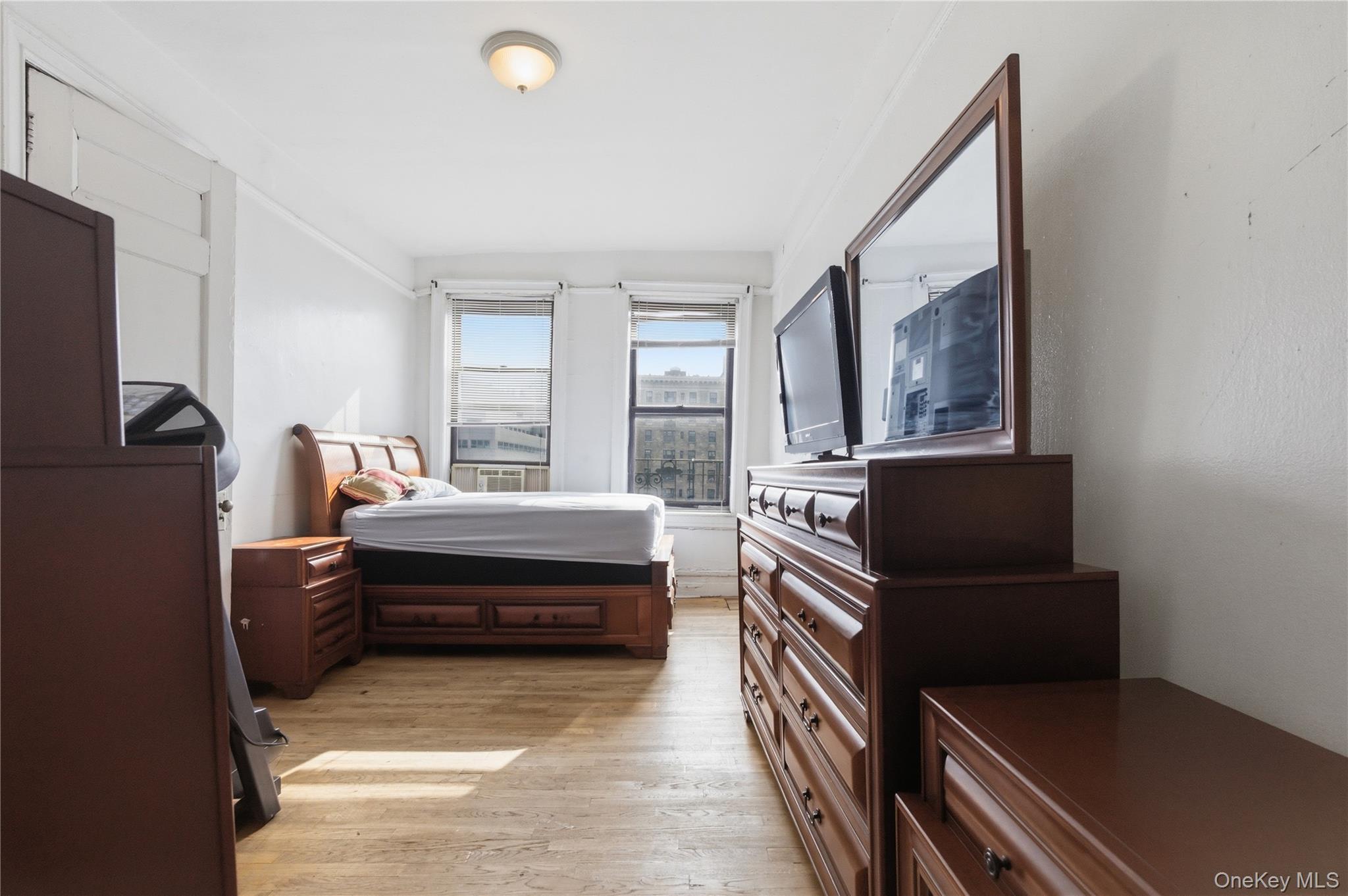 Coop Convent Ave  Manhattan, NY 10031, MLS-967850-11