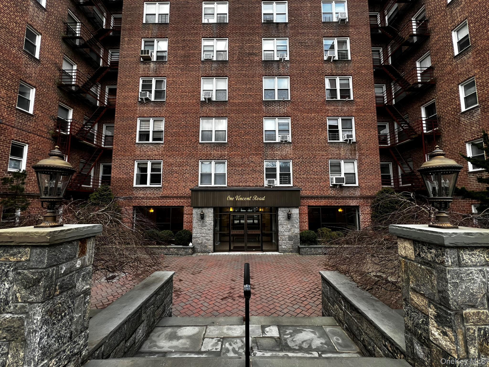 Coop Vincent Westchester County, NY 10708, MLS-967858-2