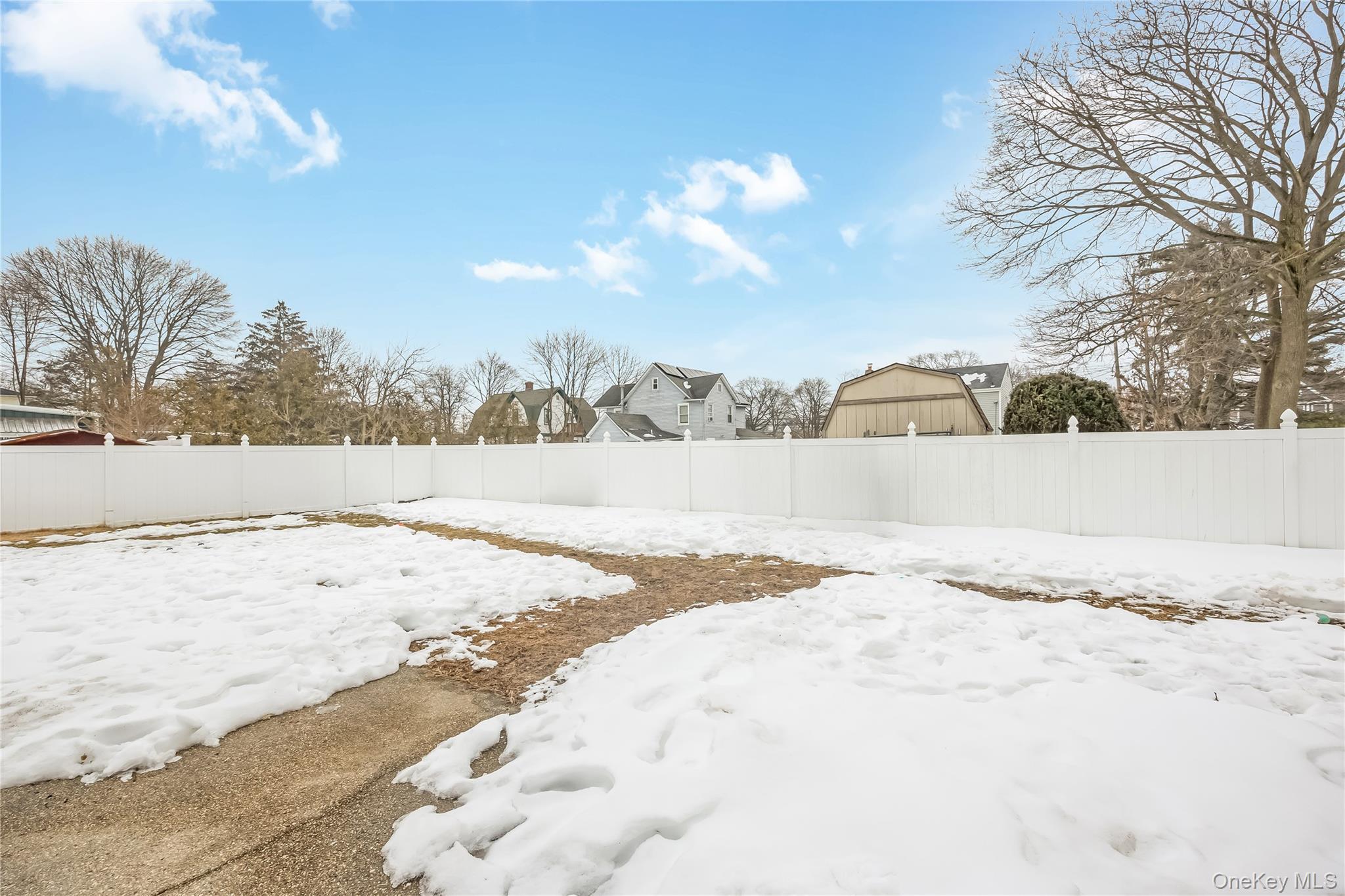 Single Family Dean Suffolk County, NY 11735, MLS-967865-12