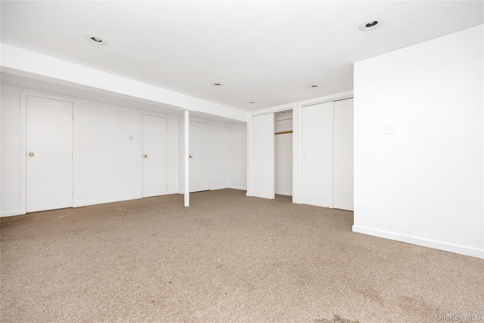 Single Family Francis Lewis  Queens, NY 11411, MLS-967873-27