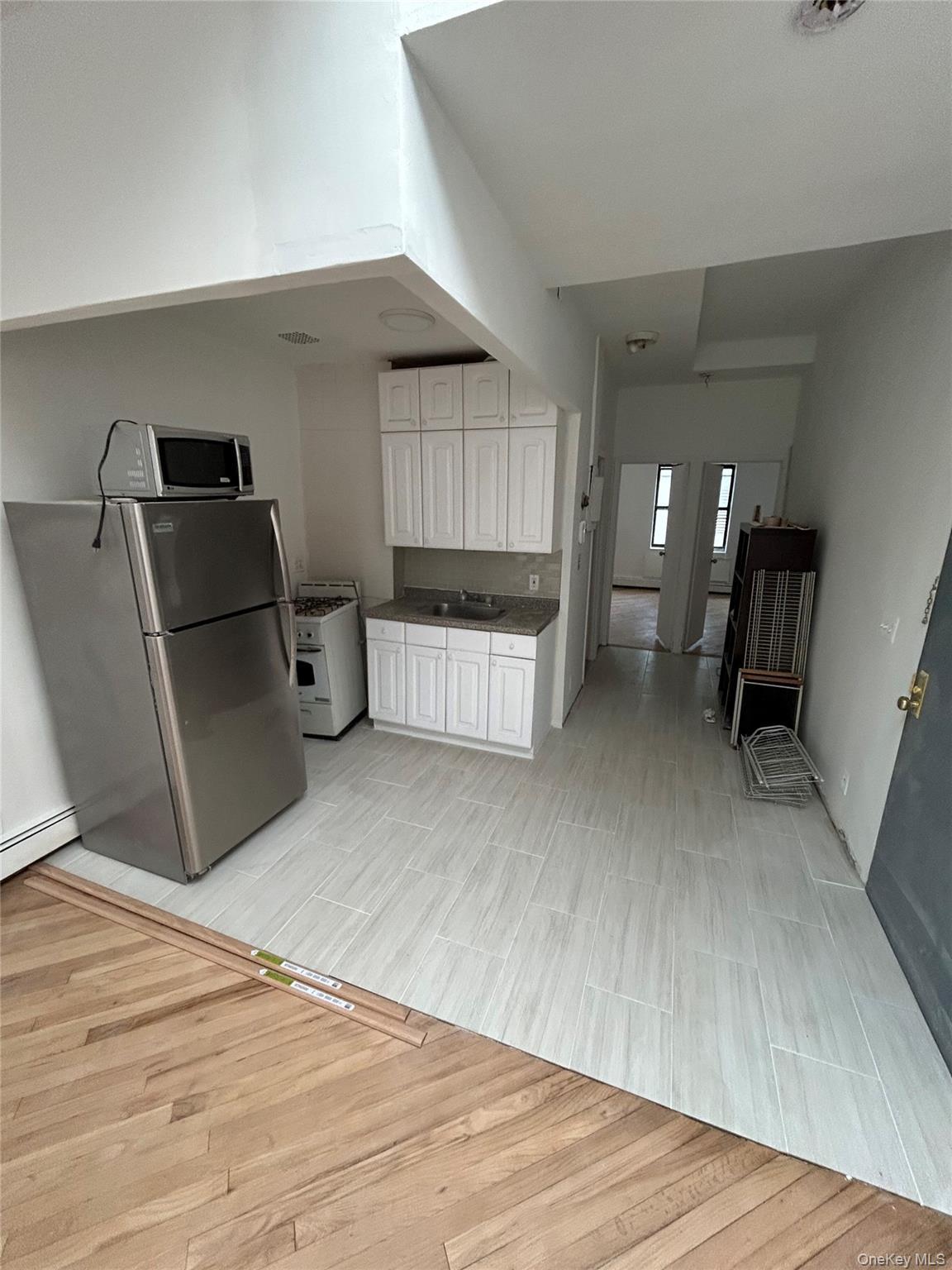 Apartment Ninth Manhattan, NY 10036, MLS-967874-7