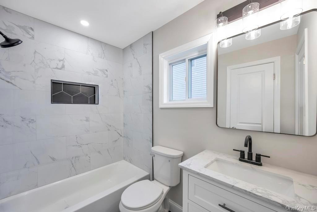 Single Family Halycon  Suffolk County, NY 11757, MLS-967879-15