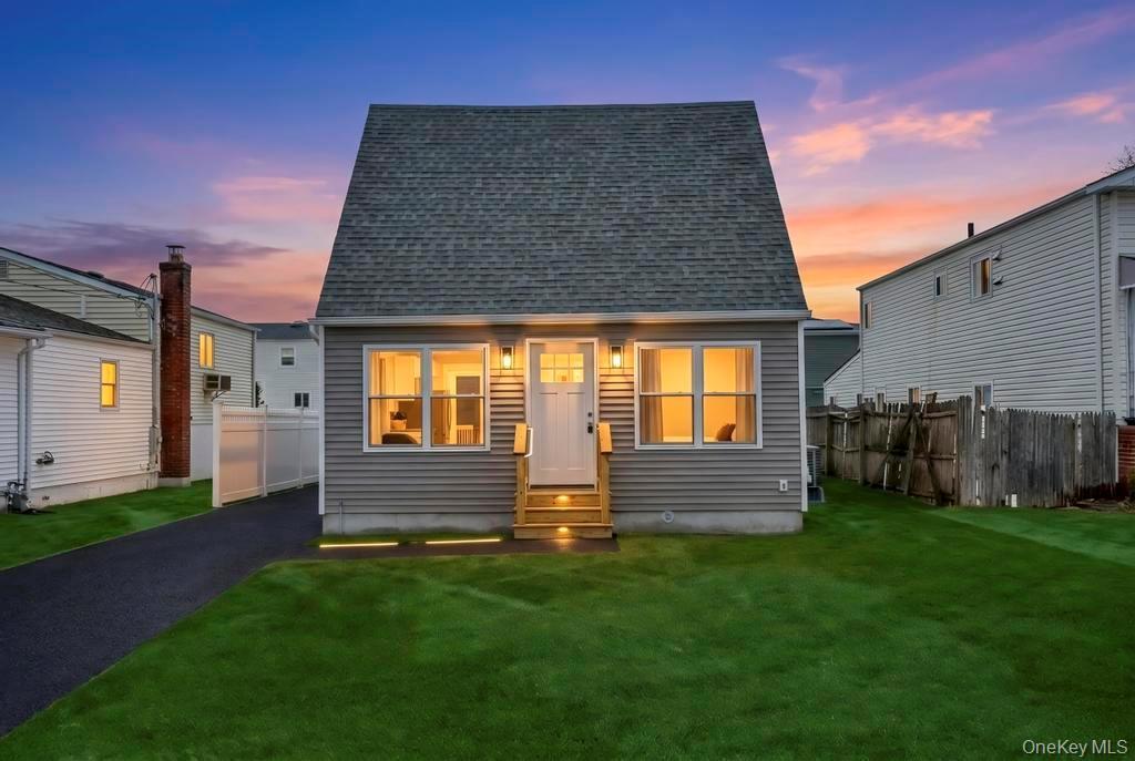 Single Family Halycon  Suffolk County, NY 11757, MLS-967879-2