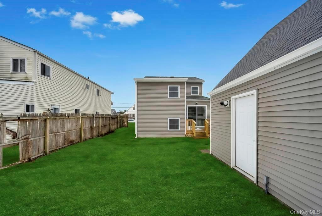 Single Family Halycon  Suffolk County, NY 11757, MLS-967879-21