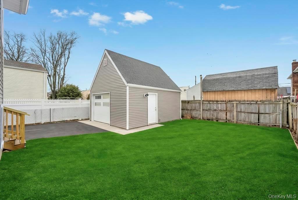 Single Family Halycon  Suffolk County, NY 11757, MLS-967879-24