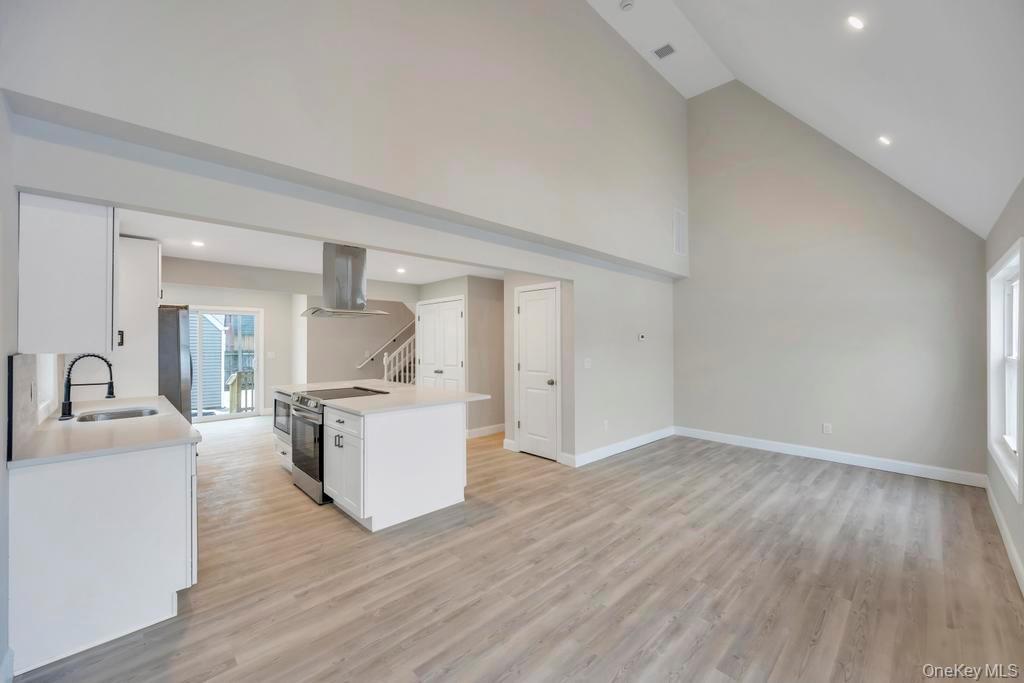 Single Family Halycon  Suffolk County, NY 11757, MLS-967879-5