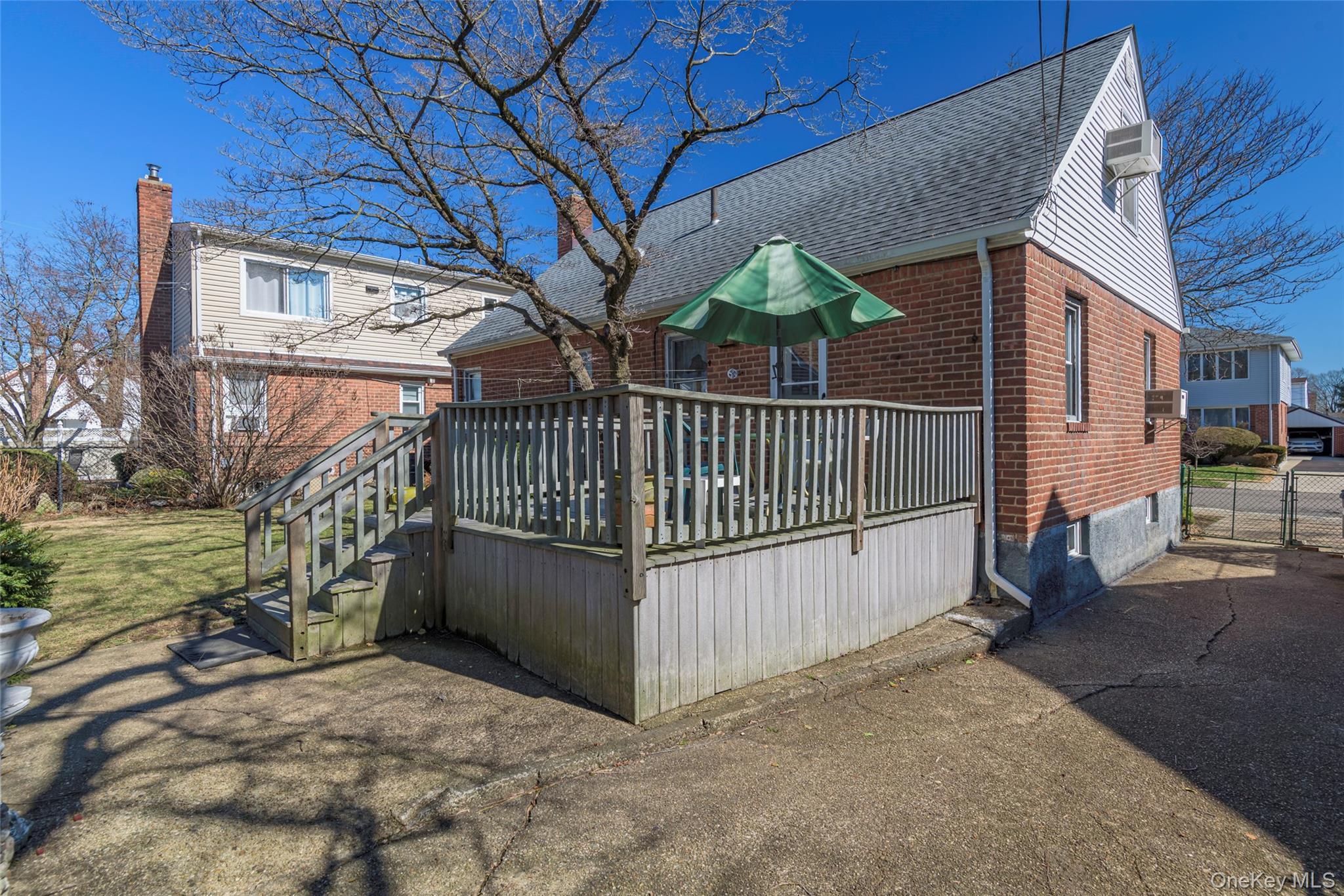 Single Family 250th  Queens, NY 11426, MLS-967886-29