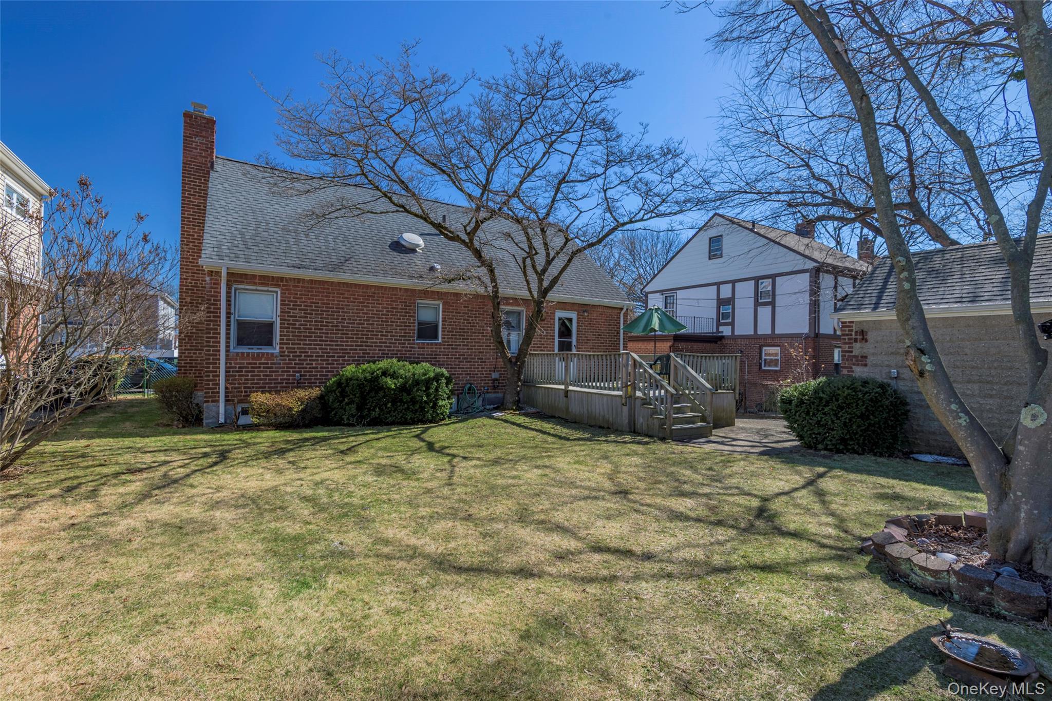 Single Family 250th  Queens, NY 11426, MLS-967886-31