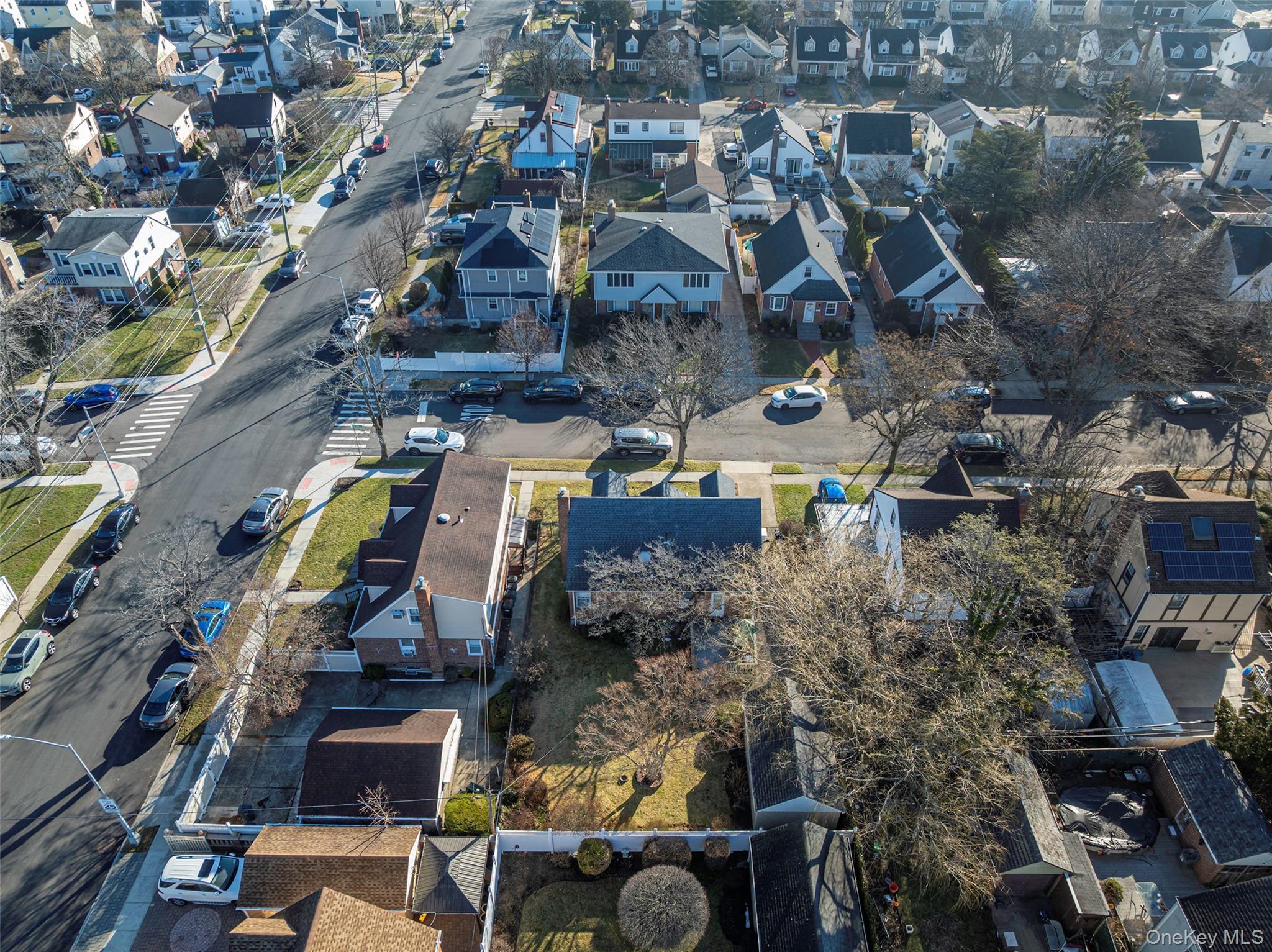 Single Family 250th  Queens, NY 11426, MLS-967886-40