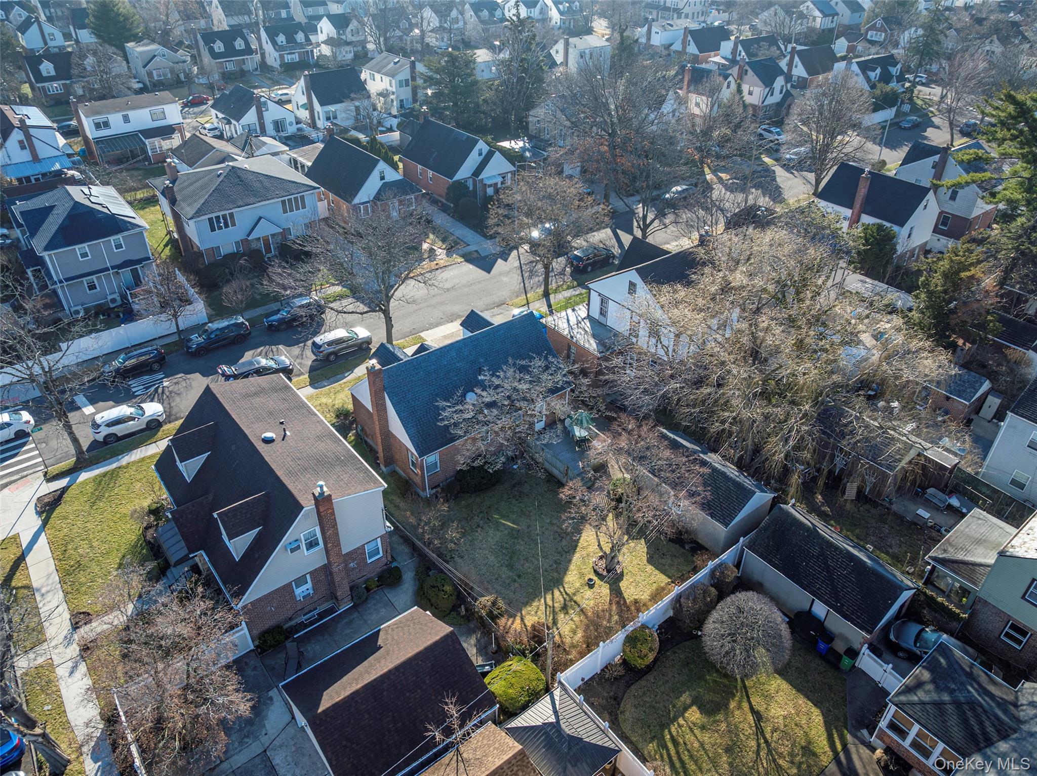 Single Family 250th  Queens, NY 11426, MLS-967886-41