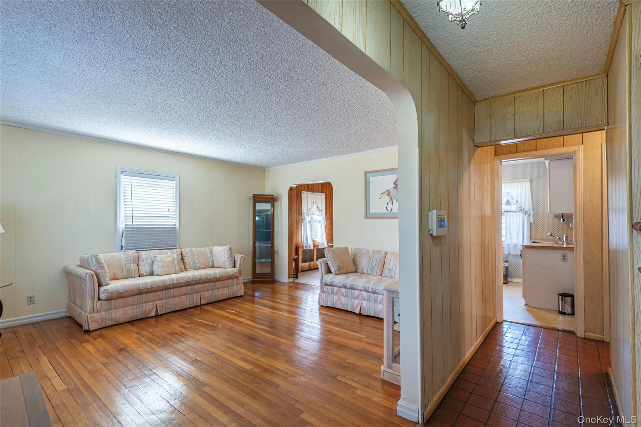 Single Family 250th  Queens, NY 11426, MLS-967886-8