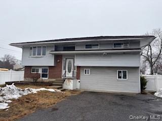 Single Family Brentwood  Suffolk County, NY 11706, MLS-967888-3