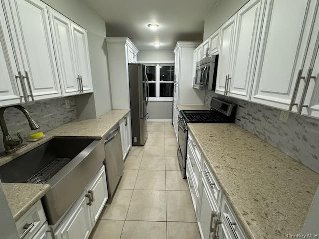 Single Family 225th  Queens, NY 11413, MLS-967891-2