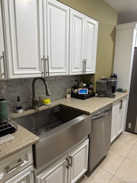 Single Family 225th  Queens, NY 11413, MLS-967891-4