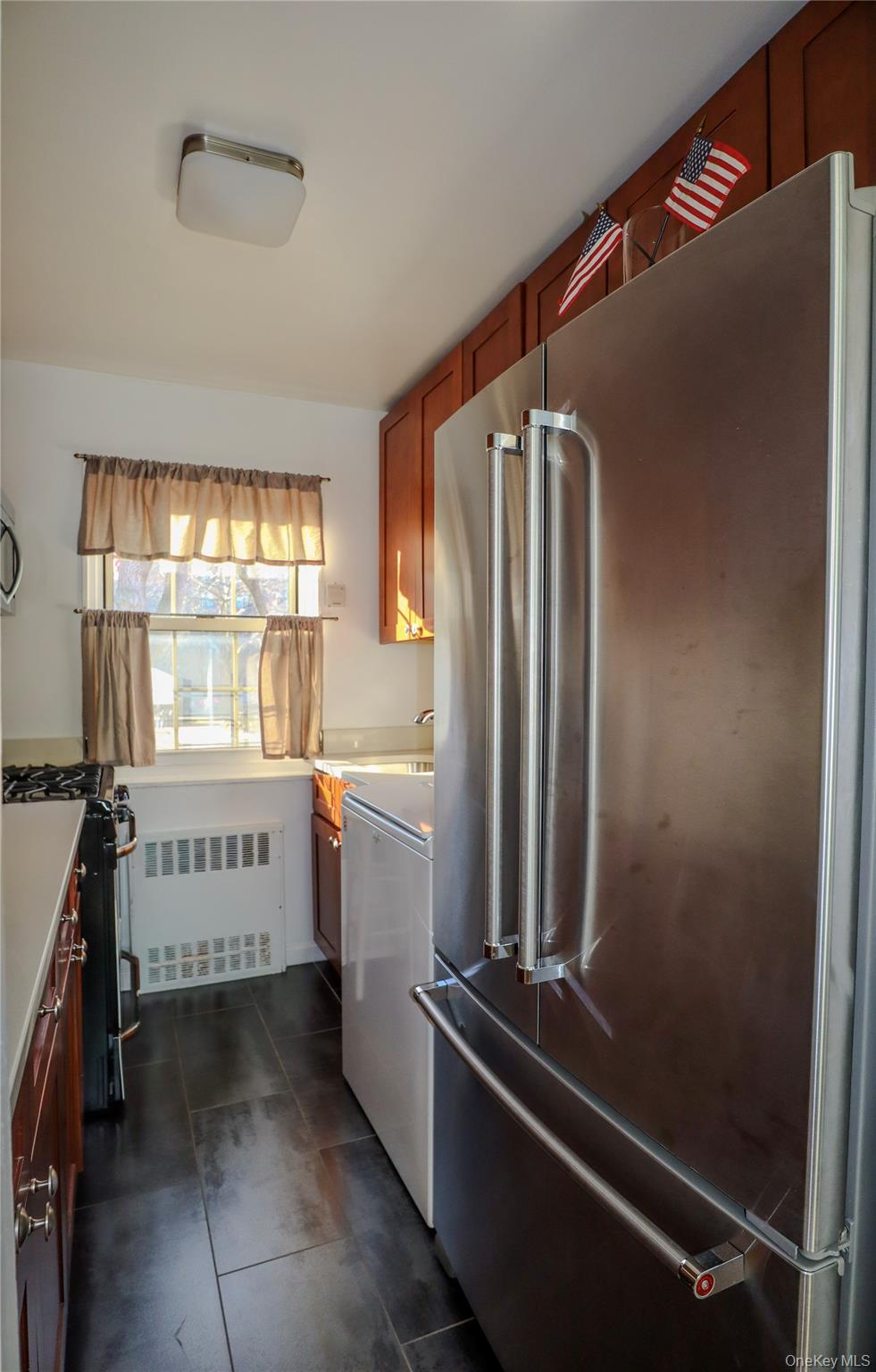 Coop 73  Queens, NY 11364, MLS-967902-7