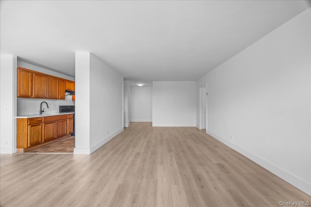 Coop Morrison  Bronx, NY 10473, MLS-967904-12