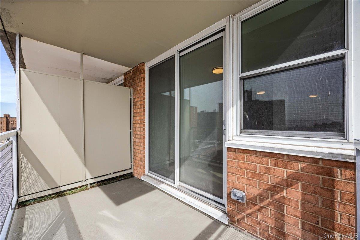 Coop Morrison  Bronx, NY 10473, MLS-967904-25