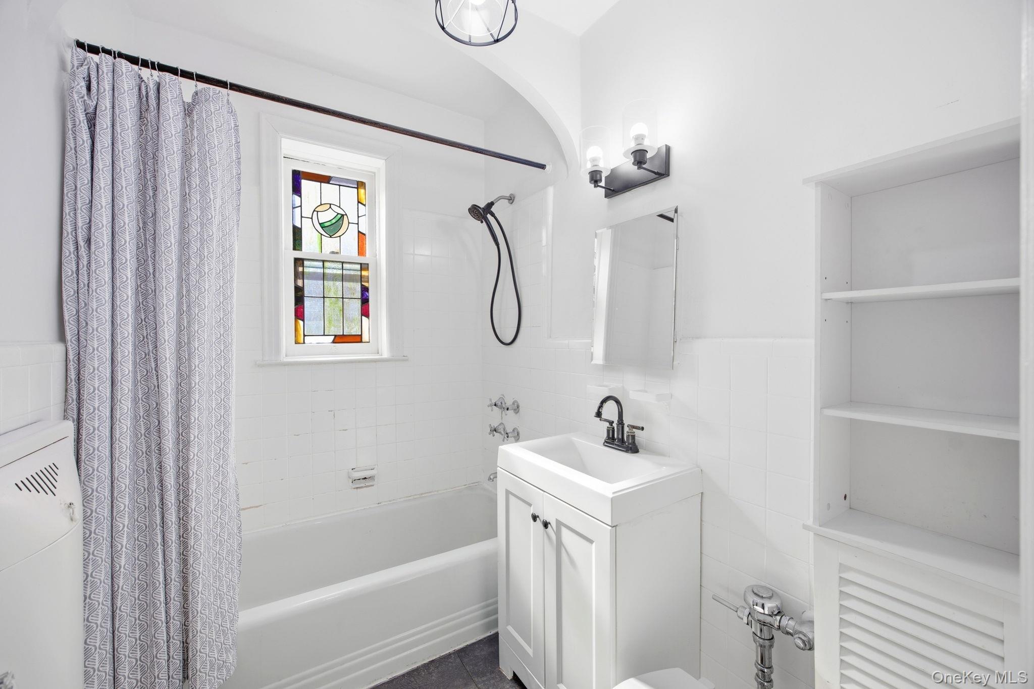 Single Family 75th  Queens, NY 11385, MLS-967907-14