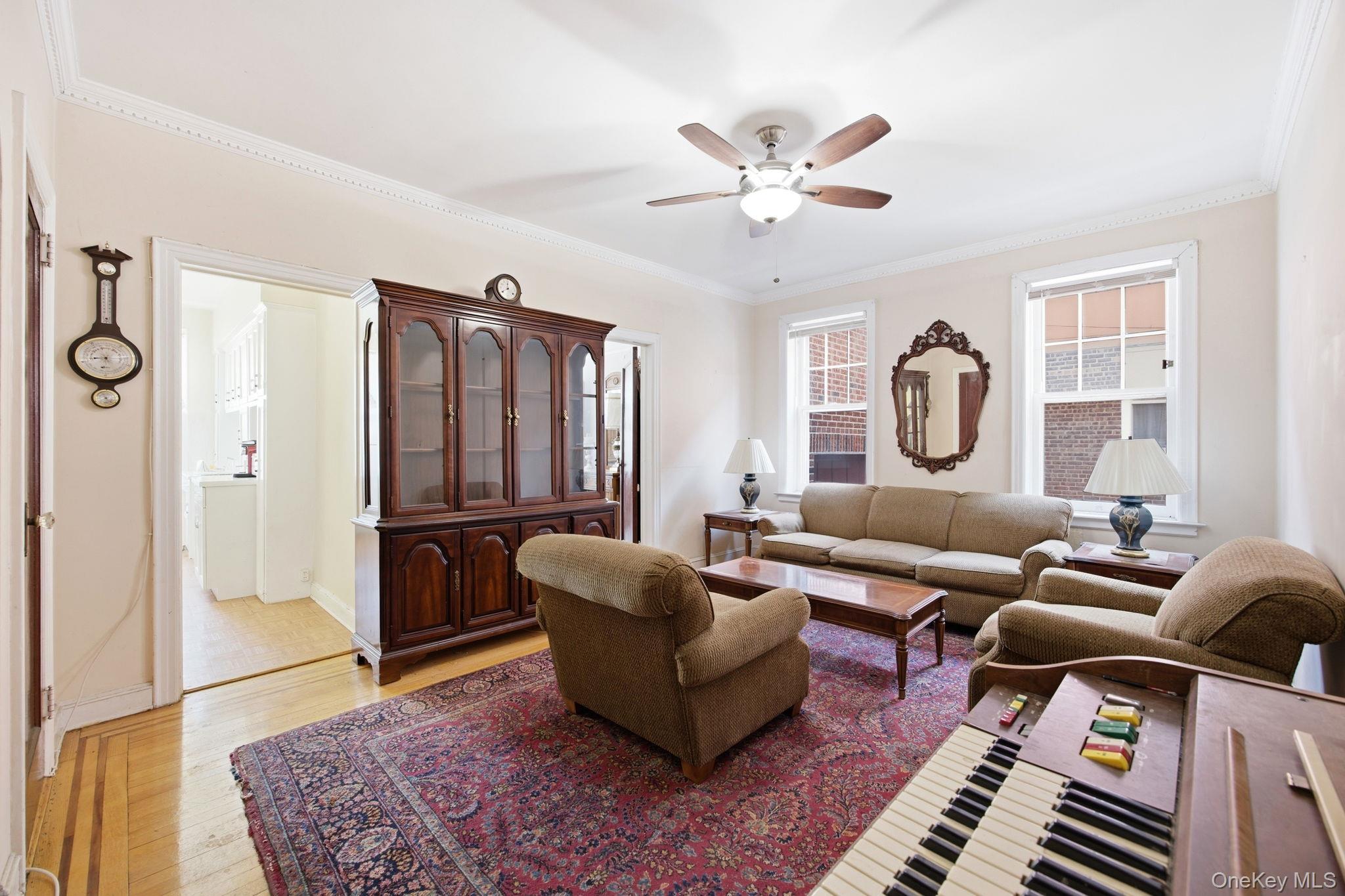 Single Family 75th  Queens, NY 11385, MLS-967907-16