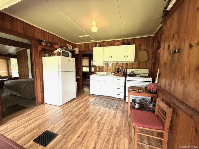 Single Family Airport Sullivan County, NY 12732, MLS-967910-10