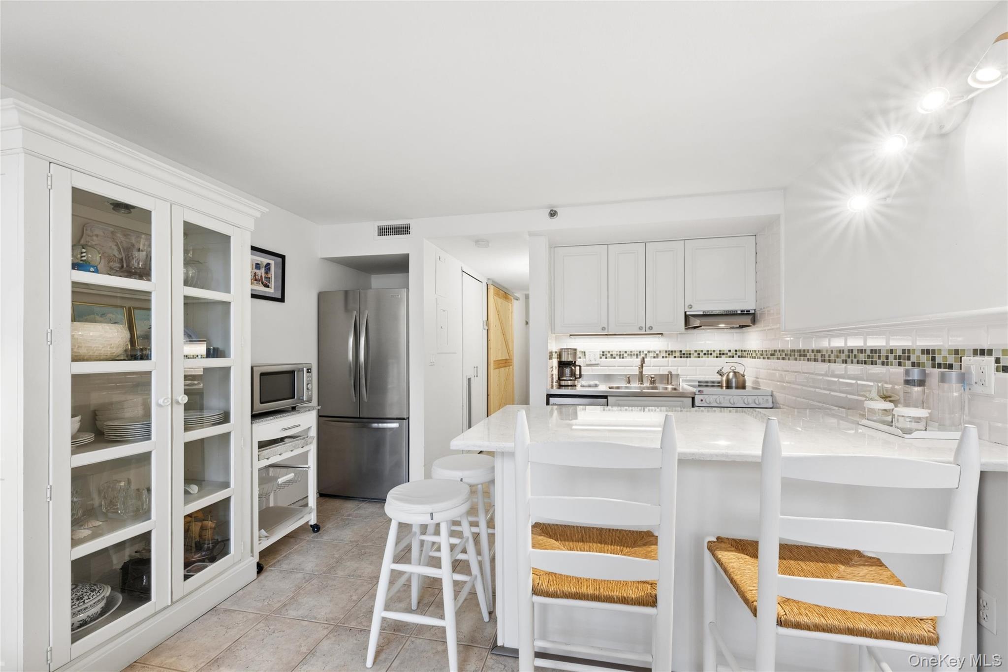 Coop Edgemere  Suffolk County, NY 11954, MLS-967913-10