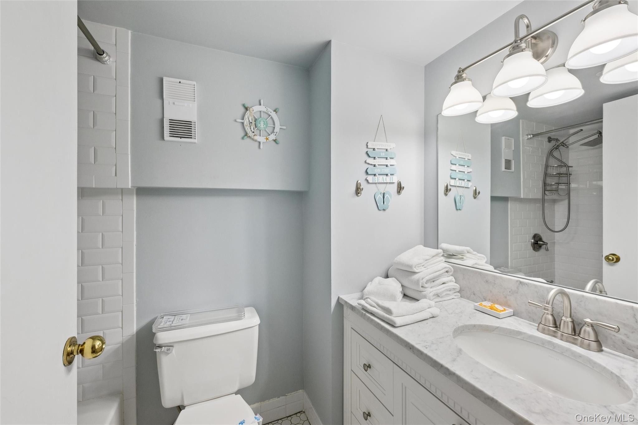 Coop Edgemere  Suffolk County, NY 11954, MLS-967913-13