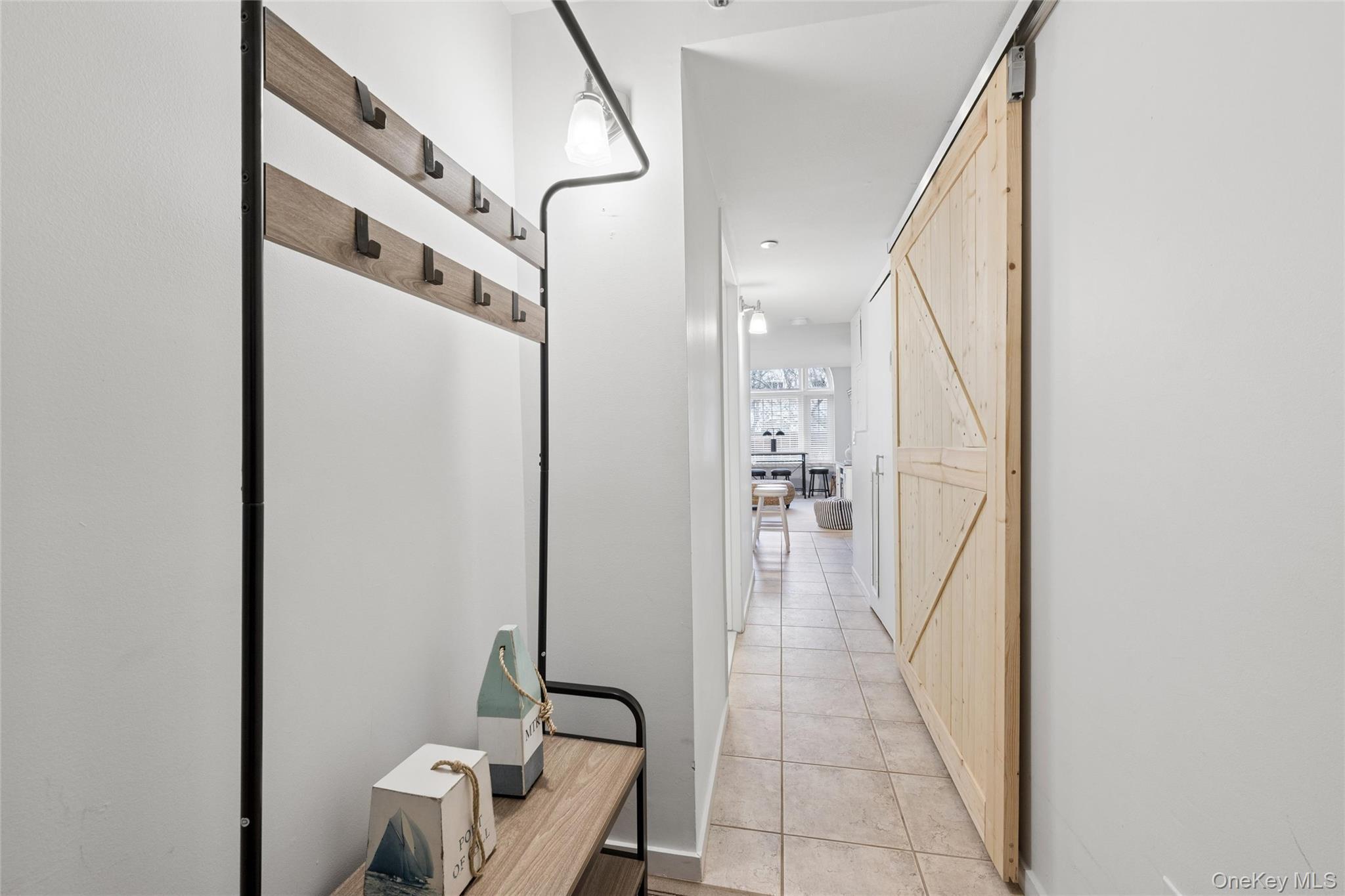 Coop Edgemere  Suffolk County, NY 11954, MLS-967913-16