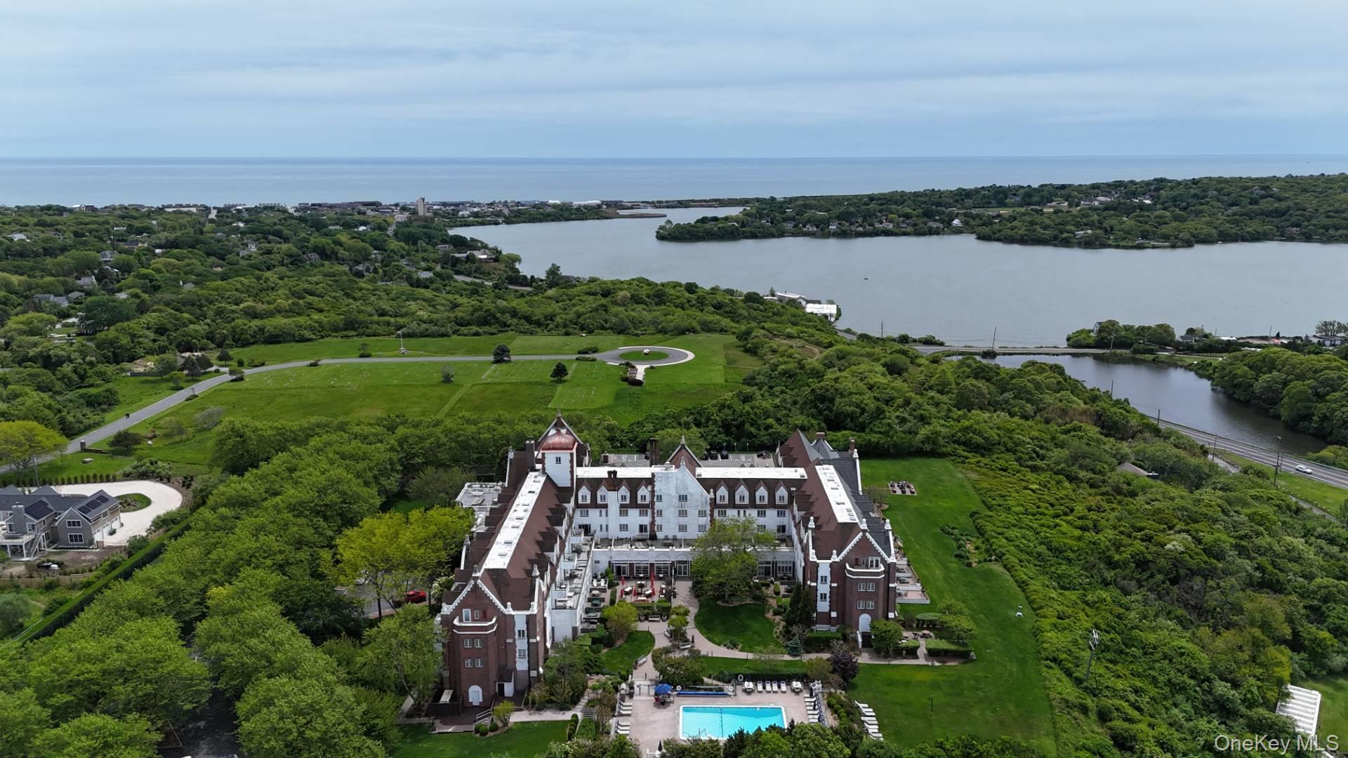 Coop Edgemere  Suffolk County, NY 11954, MLS-967913-19