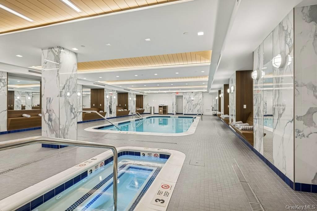 Coop Edgemere  Suffolk County, NY 11954, MLS-967913-22