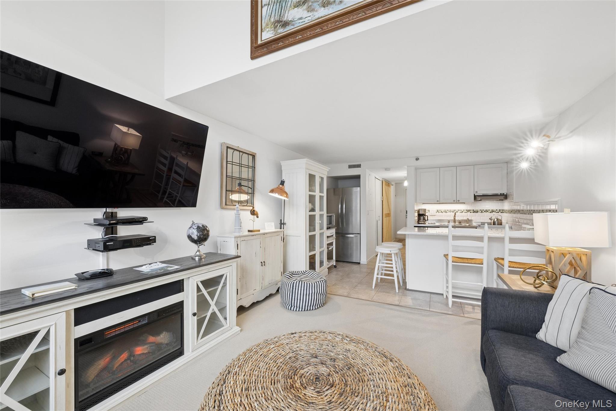 Coop Edgemere  Suffolk County, NY 11954, MLS-967913-3