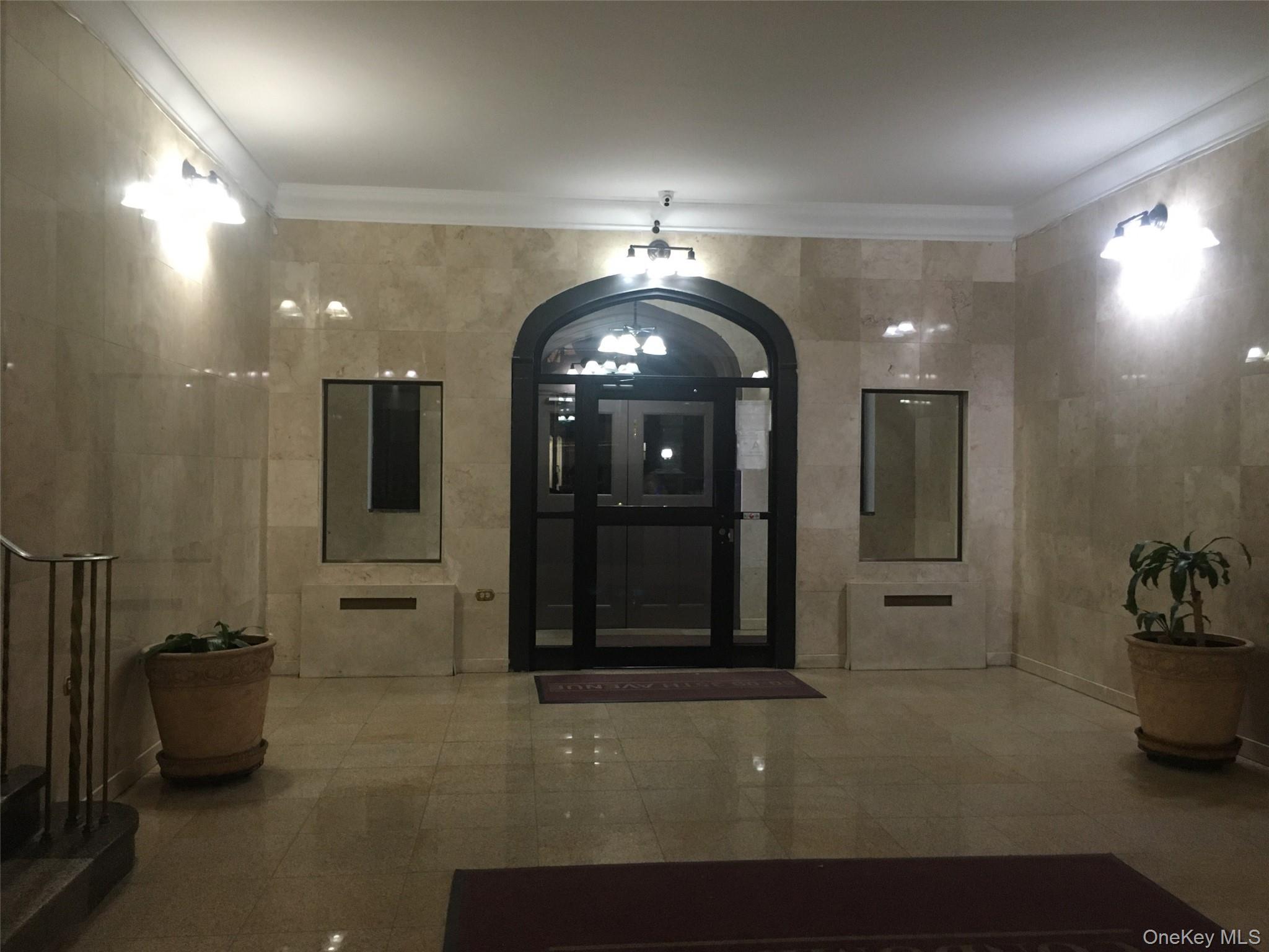 Condo 35th  Queens, NY 11372, MLS-967923-2