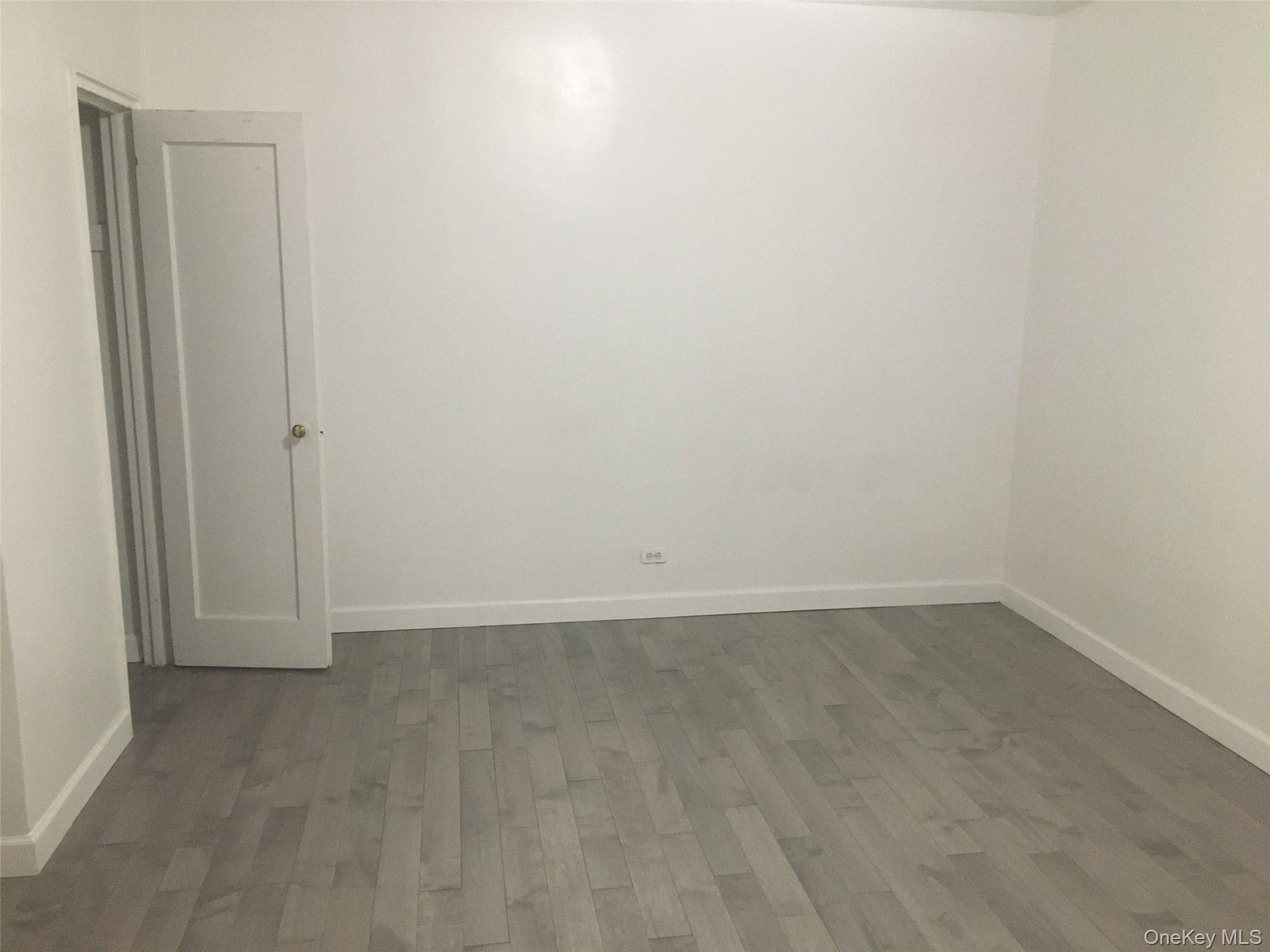 Condo 35th  Queens, NY 11372, MLS-967923-22