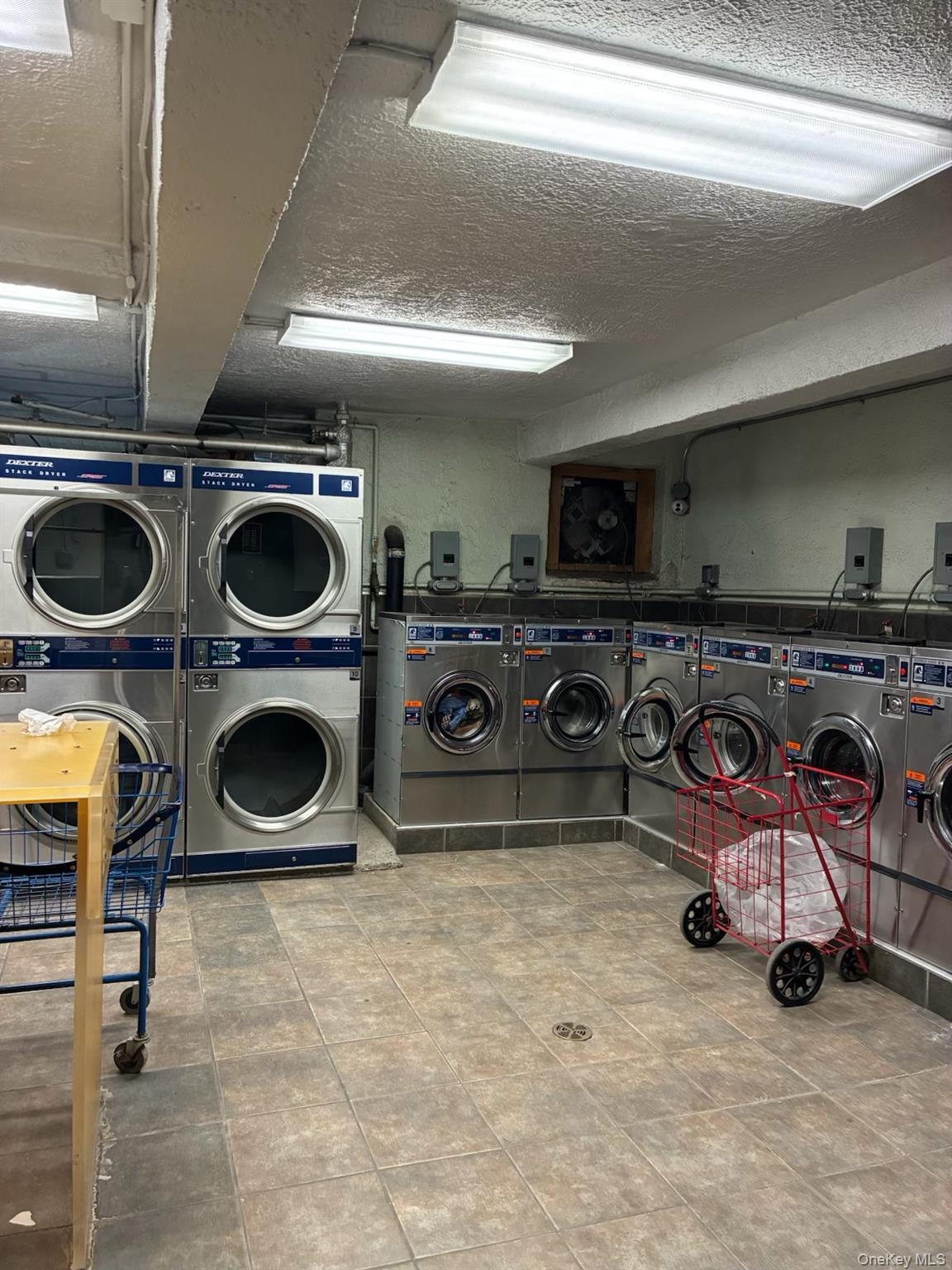 Condo 35th  Queens, NY 11372, MLS-967923-3